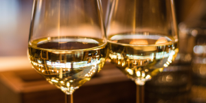 Scopri di più sull'articolo Caratteristiche e produzione di Franciacorta e Champagne